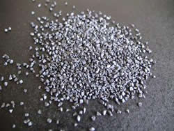 Steel grit for sand blasting, descalling